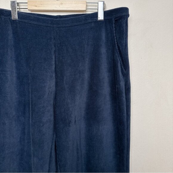 L.L.Bean Womens XL Petite Perfect Fit Knit Cords Straight-Leg Navy Color - Picture 5 of 14